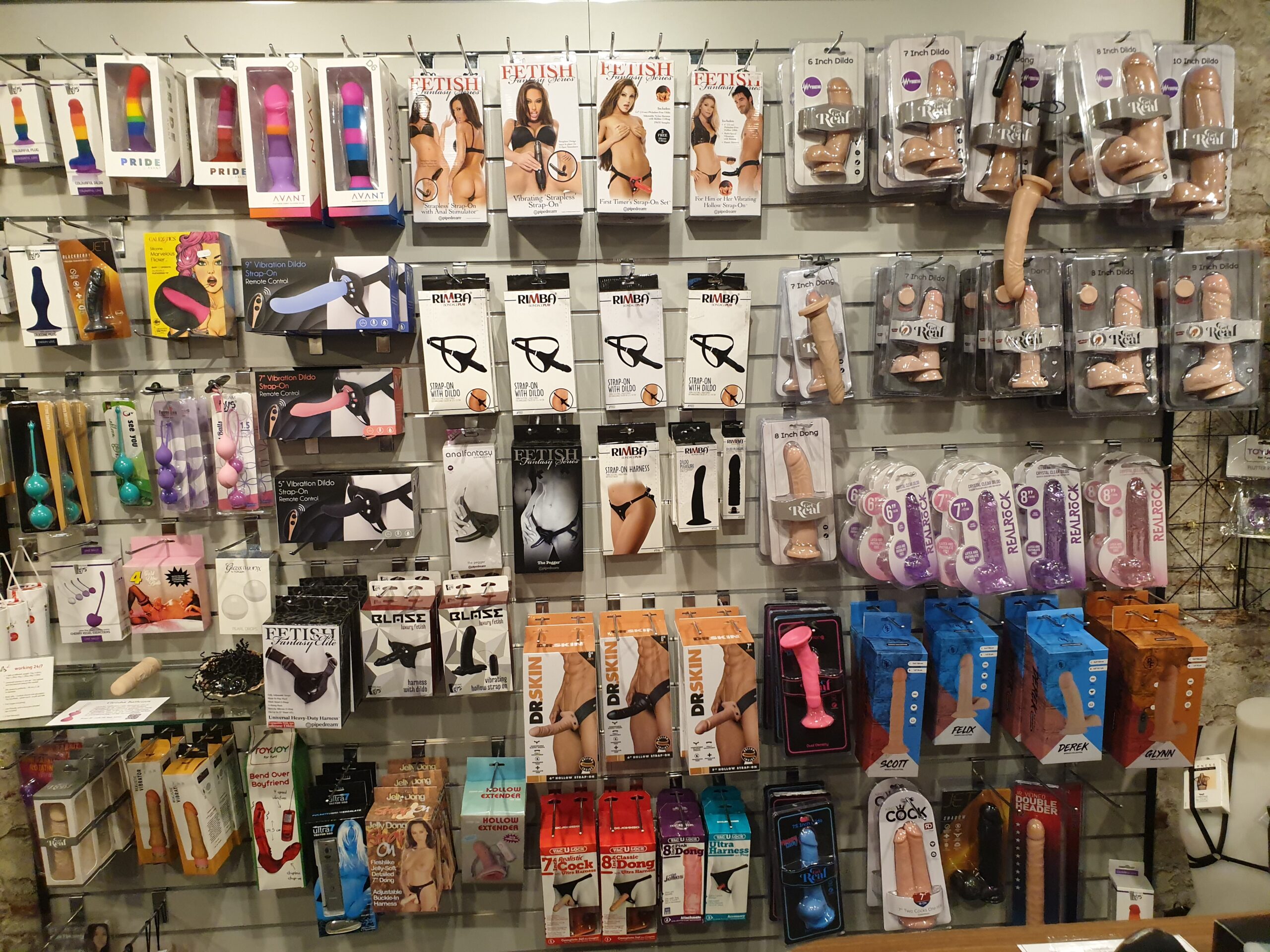 20220401_103356__Dildo's en Dong's